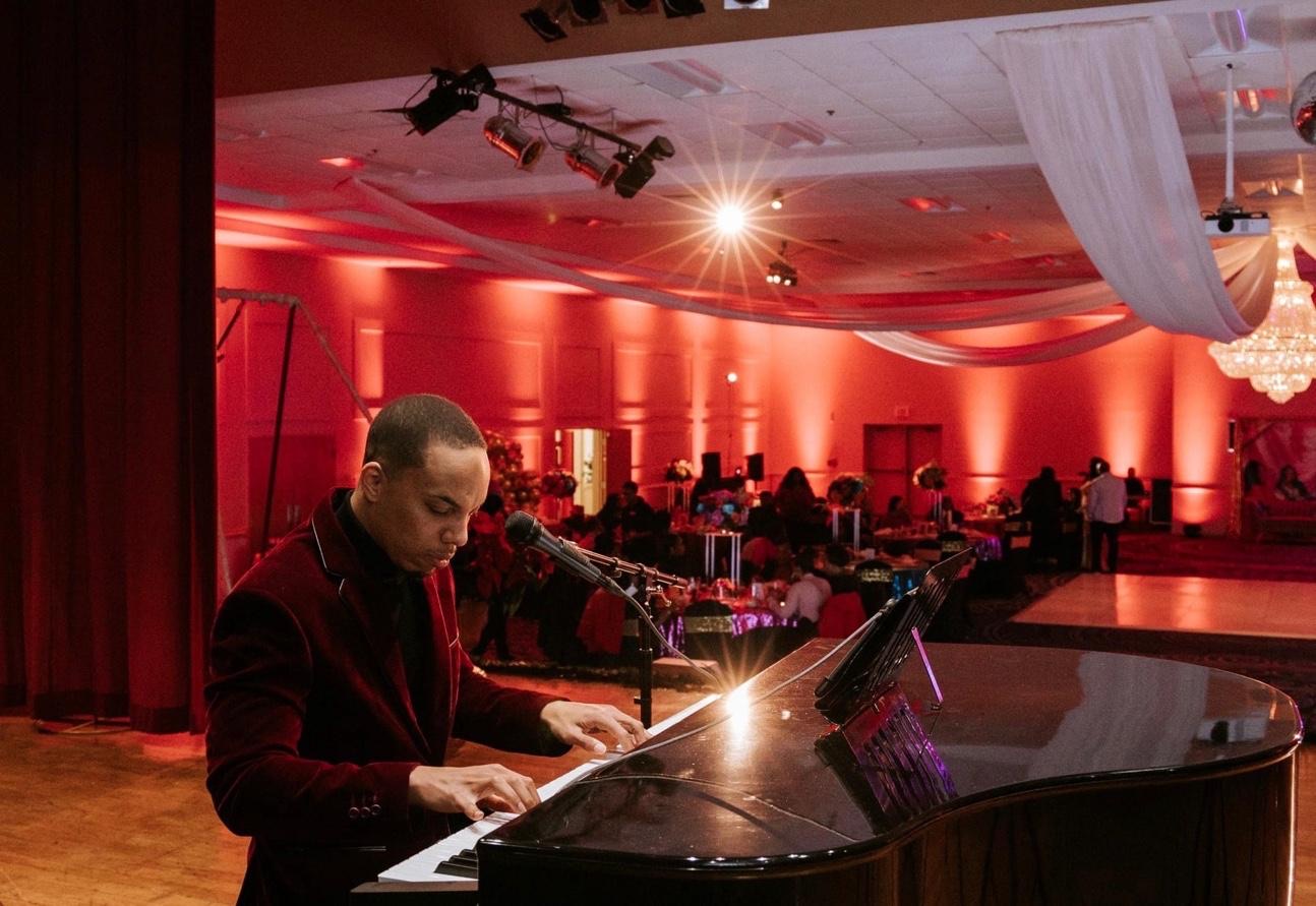 Jerel Crockett performing at a corporate event